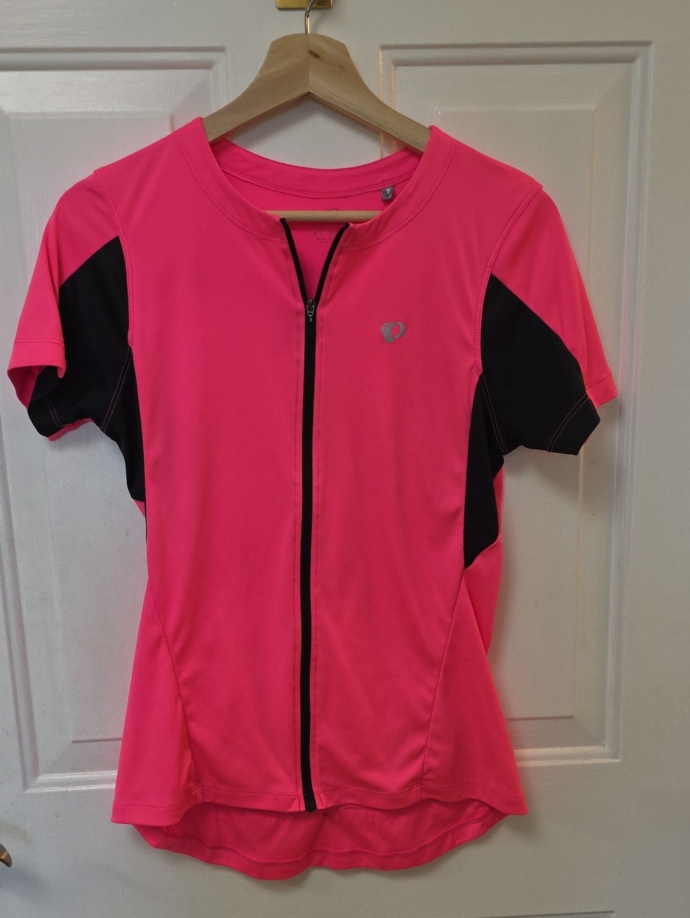Pearl Izumi Hot Pink and Black Short Sleeve Cycling Jersey